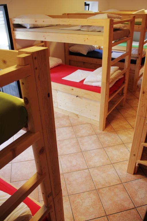 Hostel Бовец Екстериор снимка