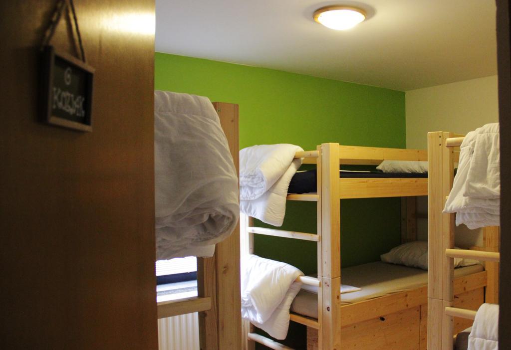 Hostel Бовец Екстериор снимка