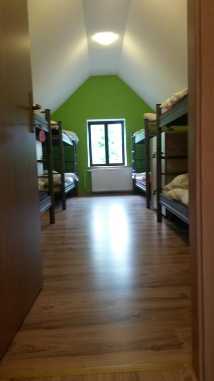 Hostel Бовец Екстериор снимка