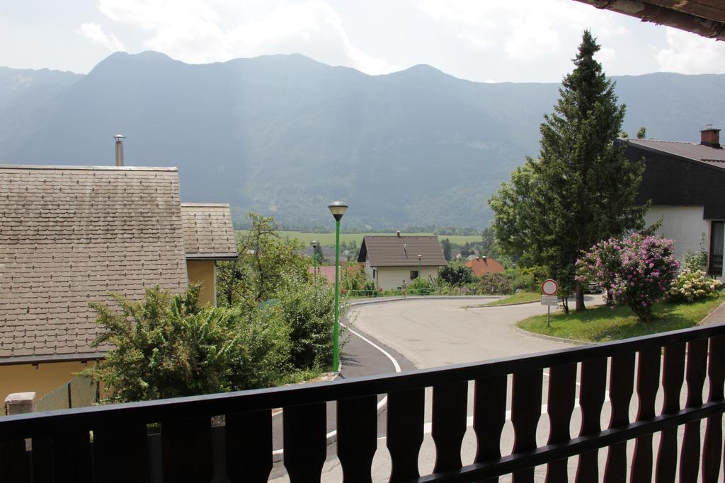 Hostel Бовец Екстериор снимка
