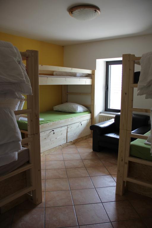 Hostel Бовец Екстериор снимка